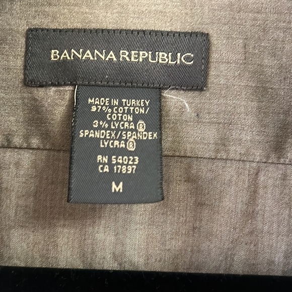Banana, republics, men’s size medium button-down - Picture 2 of 6